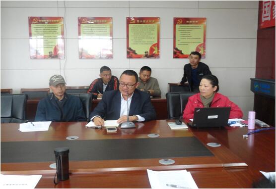 保山移动综合部副总杨涛在培训中宣贯省移动对车辆治理的有关要求事项。