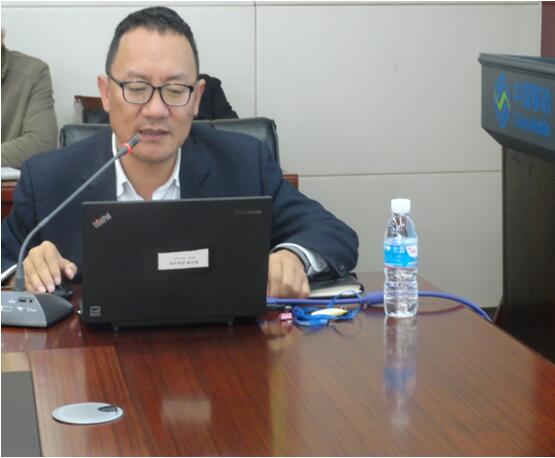 保山移动综合部副总杨涛在培训中宣贯省移动对车辆治理的有关要求事项。